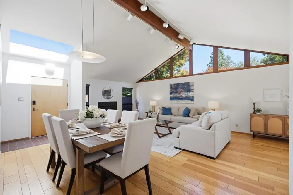 1940 Fallen Leaf Lane Los Altos, CA 94024