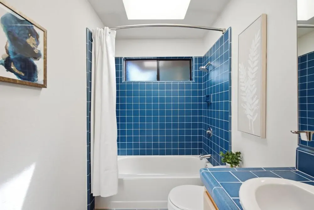 1940 Fallen Leaf Lane Los Altos, CA 94024