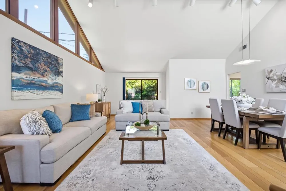 1940 Fallen Leaf Lane Los Altos, CA 94024