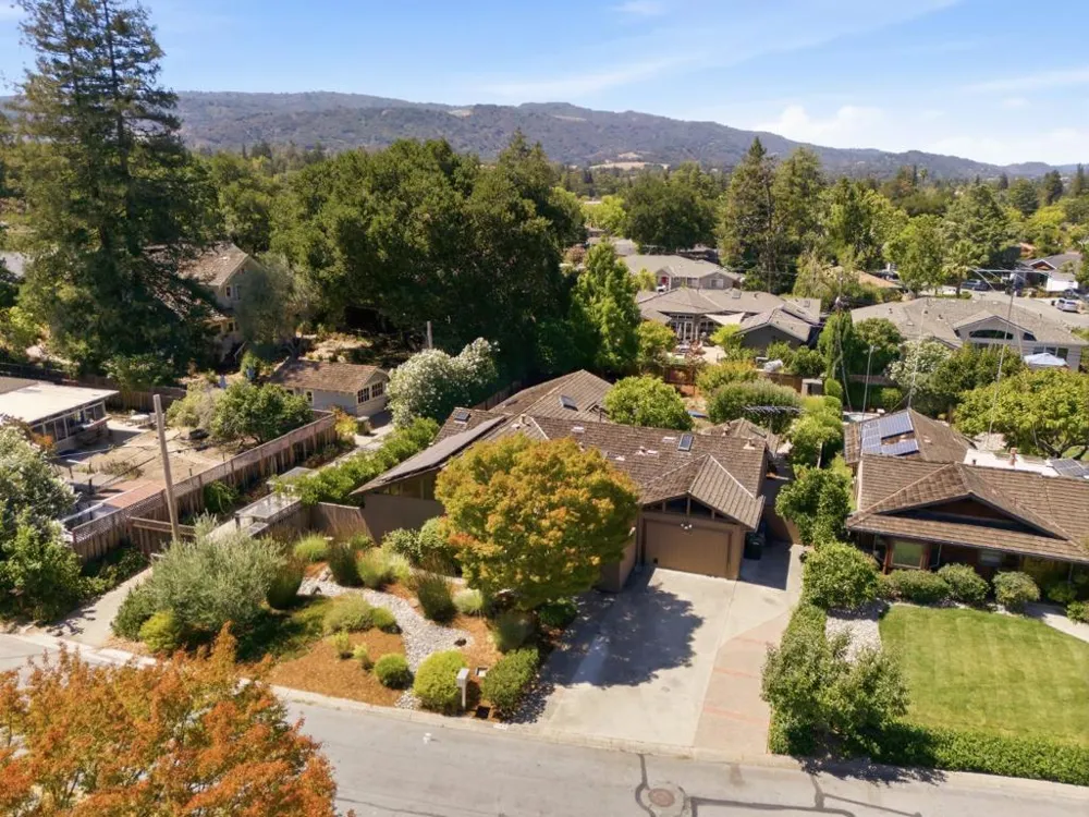 1940 Fallen Leaf Lane Los Altos, CA 94024