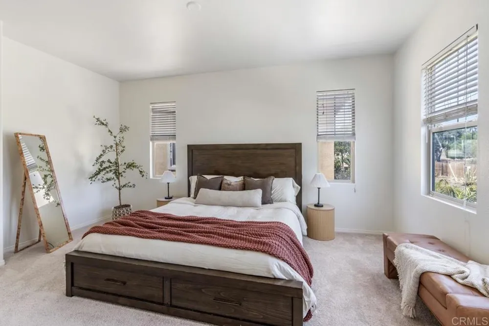 2037 White Alder Lane Vista, CA 92084
