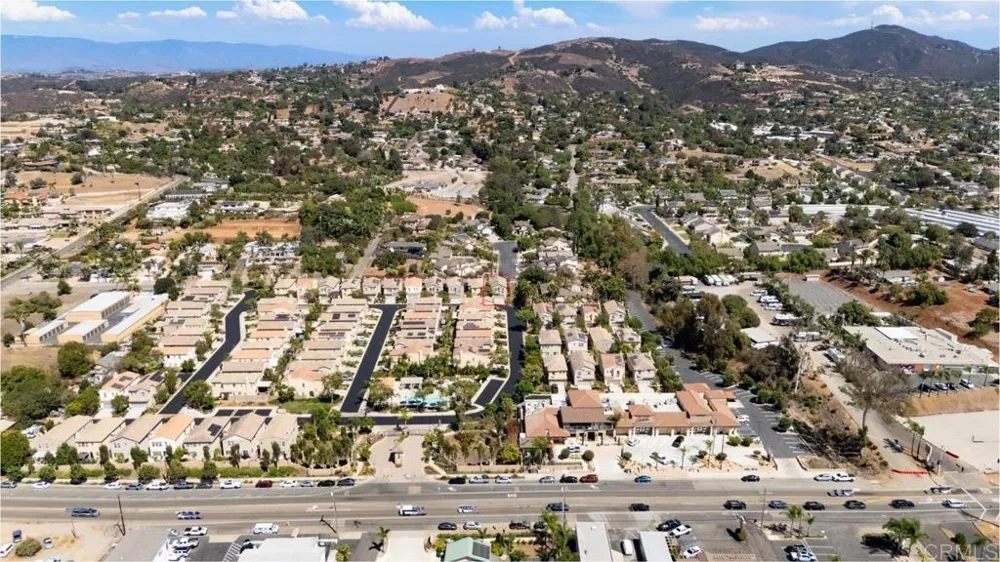 2037 White Alder Lane Vista, CA 92084