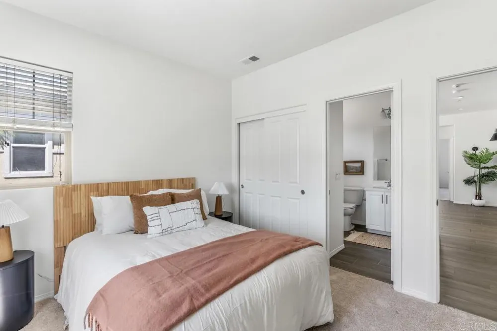 2037 White Alder Lane Vista, CA 92084