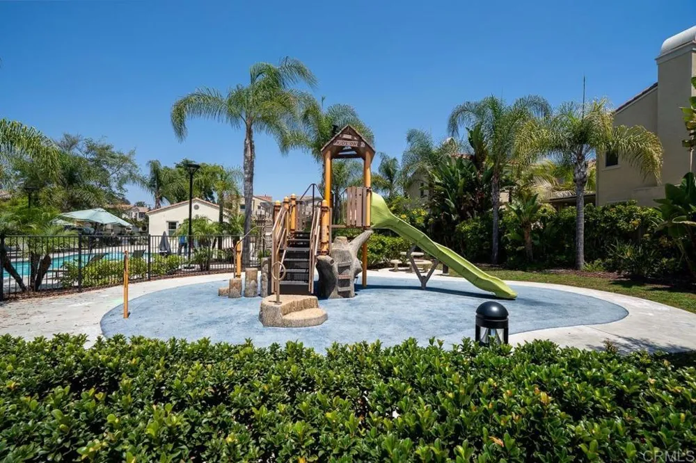 2037 White Alder Lane Vista, CA 92084