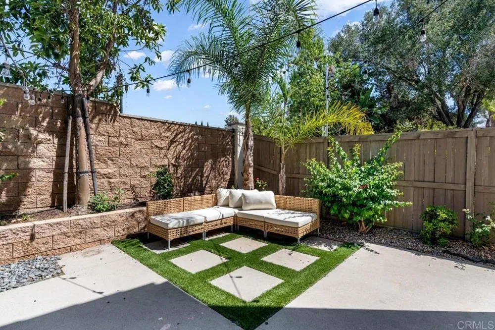 2037 White Alder Lane Vista, CA 92084