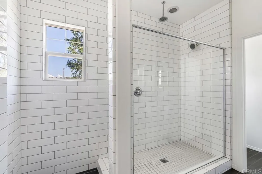 2037 White Alder Lane Vista, CA 92084