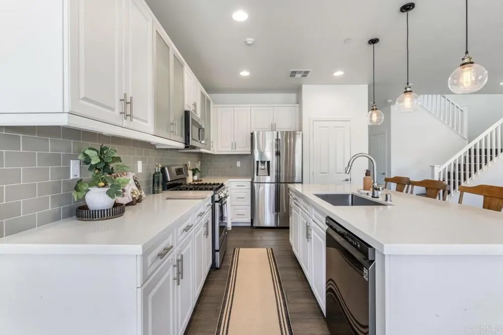 2037 White Alder Lane Vista, CA 92084