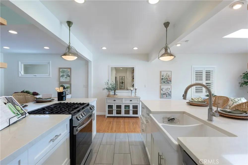 715 Havana Long Beach, CA 90804