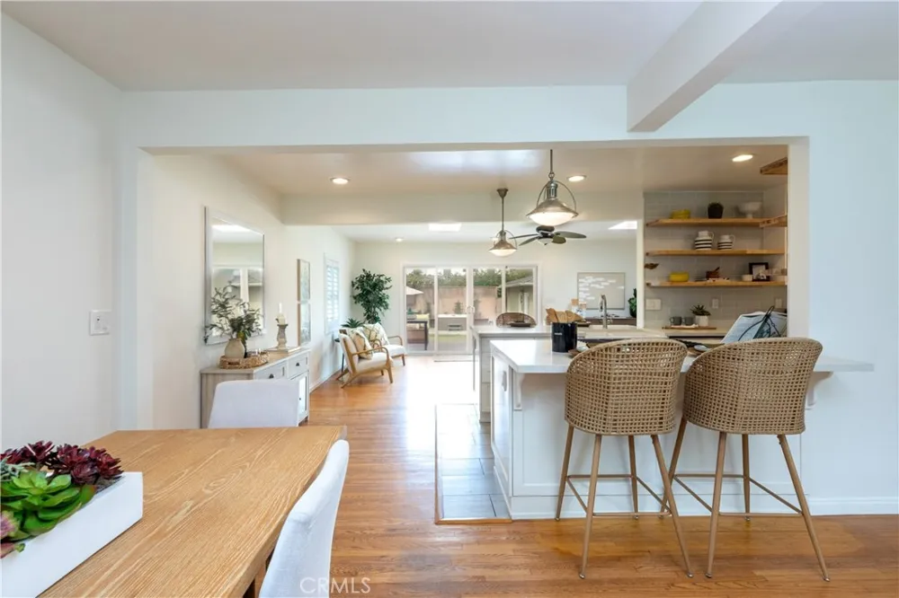 715 Havana Long Beach, CA 90804