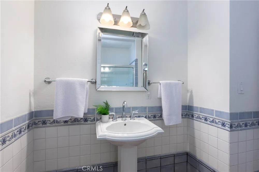 715 Havana Long Beach, CA 90804