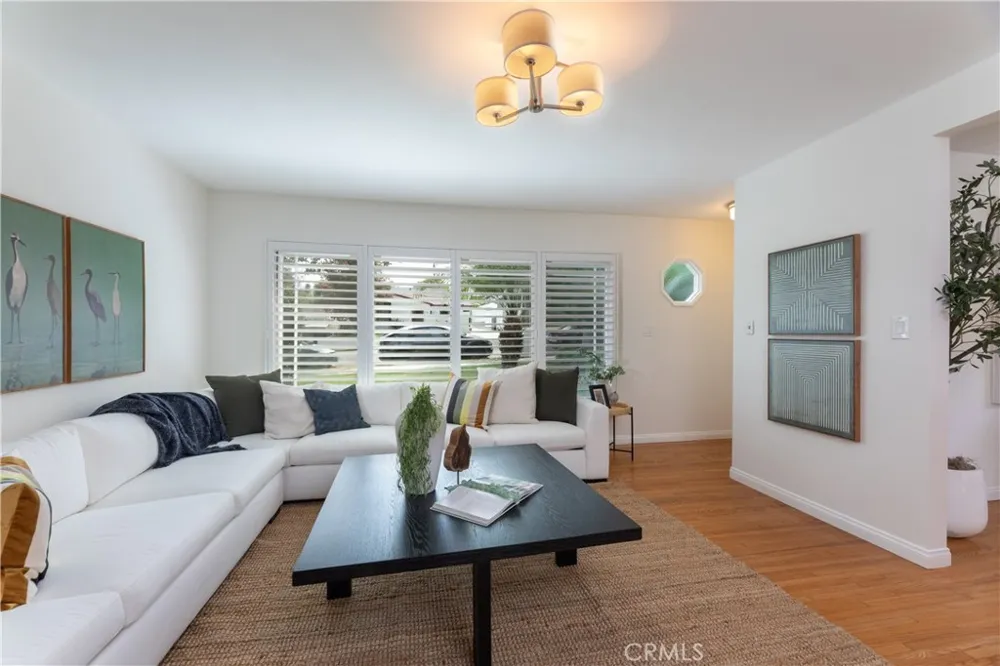 715 Havana Long Beach, CA 90804