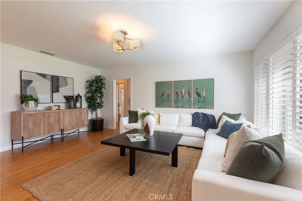 715 Havana Long Beach, CA 90804