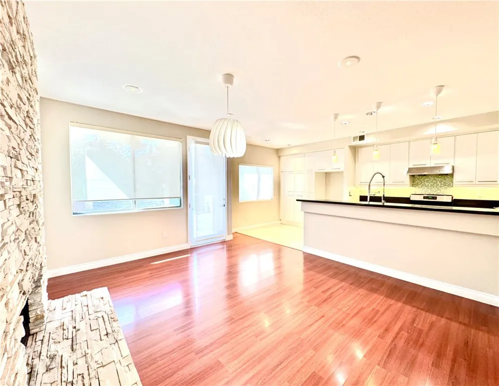 2072 Villa Del Lago Dr #A Chino Hills, CA 91709