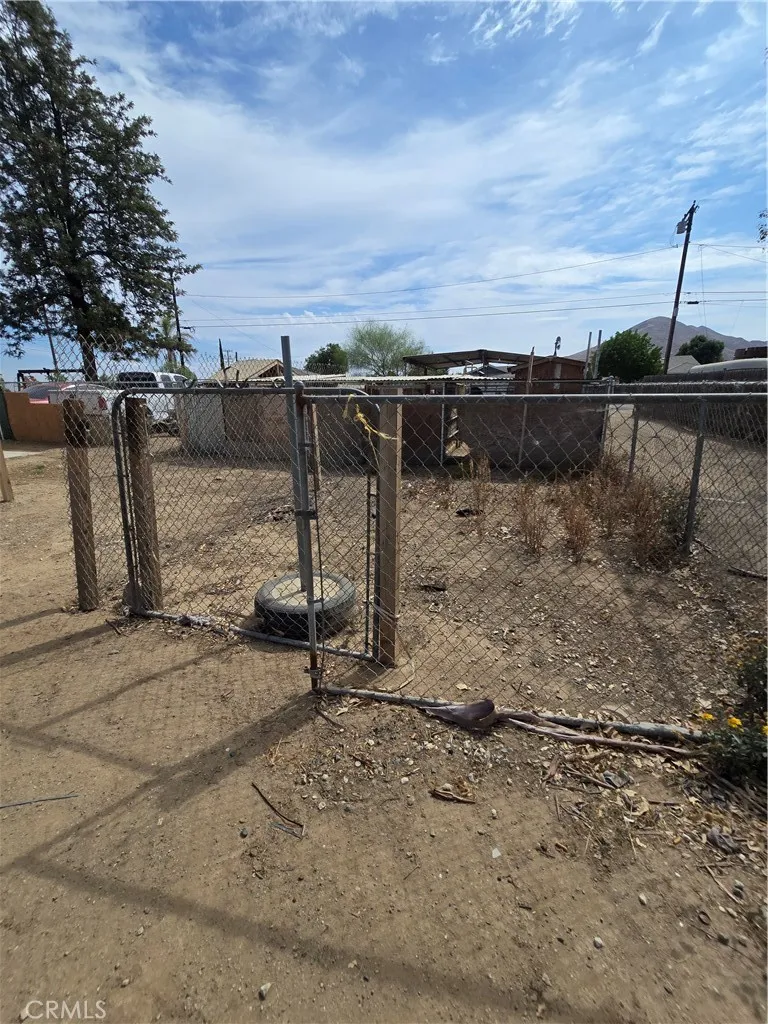 4728 Hillside #A Norco, CA 92860