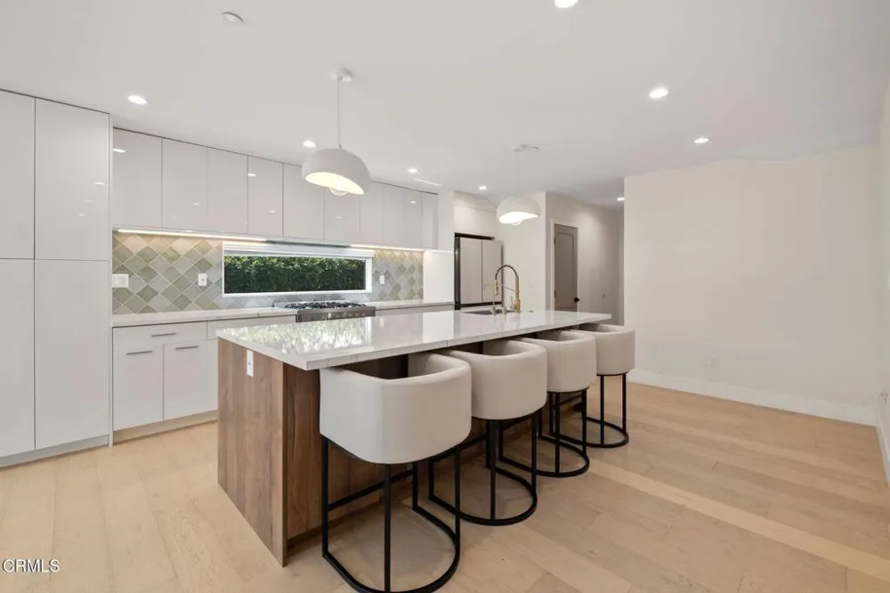 1150 Leonard Avenue Pasadena, CA 91107