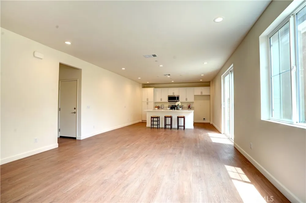 2248 Autumn Court Perris, CA 92571