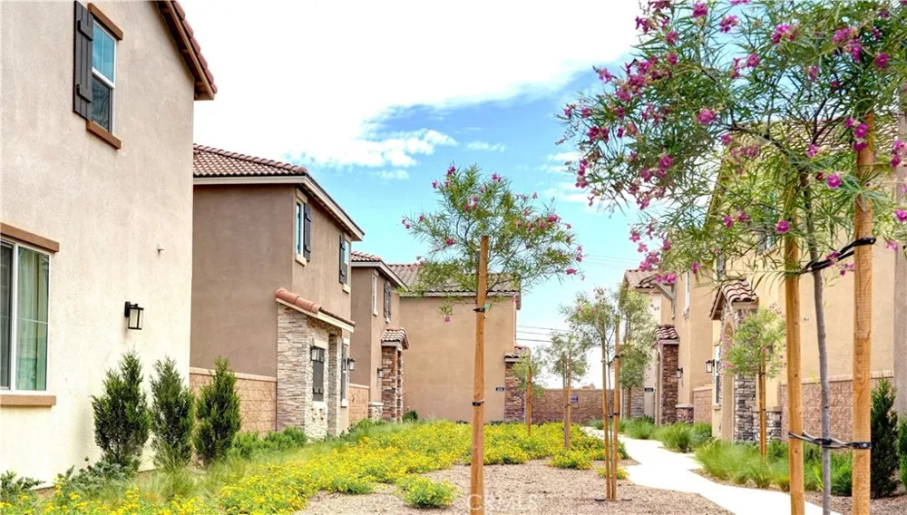 2248 Autumn Court Perris, CA 92571