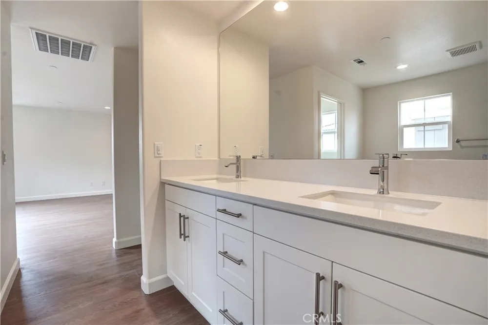 2248 Autumn Court Perris, CA 92571