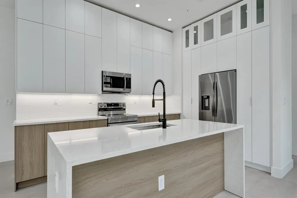 606608 SW 7TH AVENUE Fort Lauderdale, FL 33315