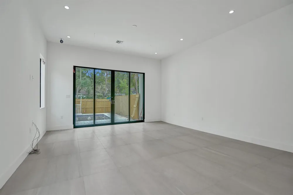 606608 SW 7TH AVENUE Fort Lauderdale, FL 33315