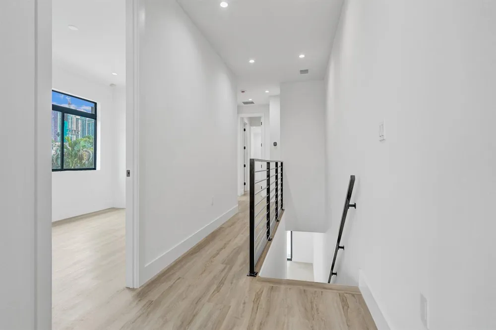 606608 SW 7TH AVENUE Fort Lauderdale, FL 33315