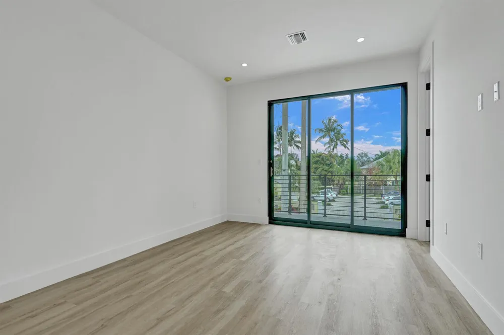 606608 SW 7TH AVENUE Fort Lauderdale, FL 33315
