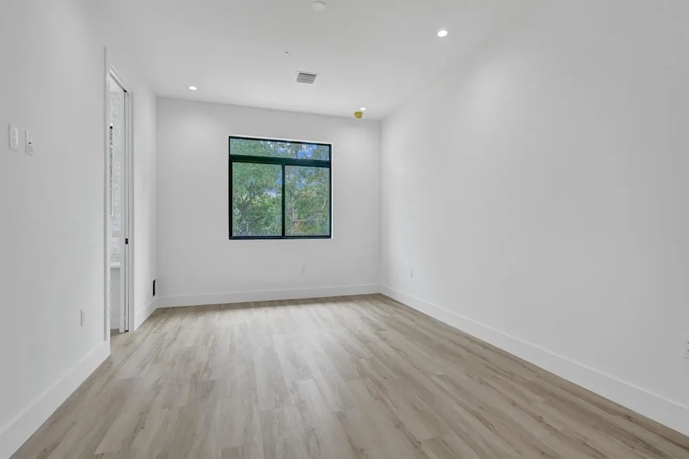 606608 SW 7TH AVENUE Fort Lauderdale, FL 33315