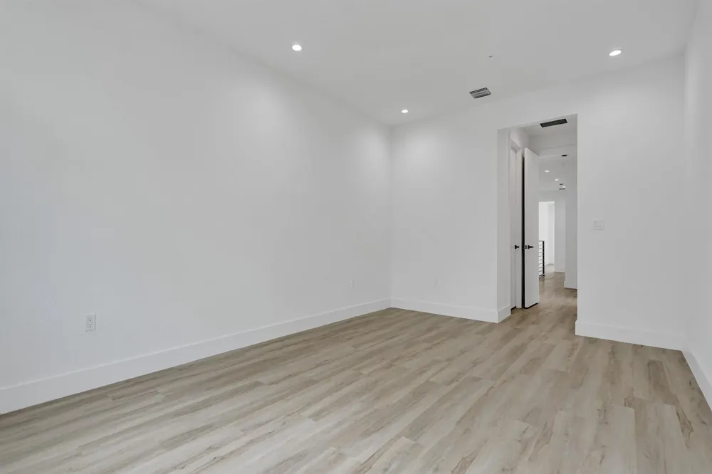 606608 SW 7TH AVENUE Fort Lauderdale, FL 33315