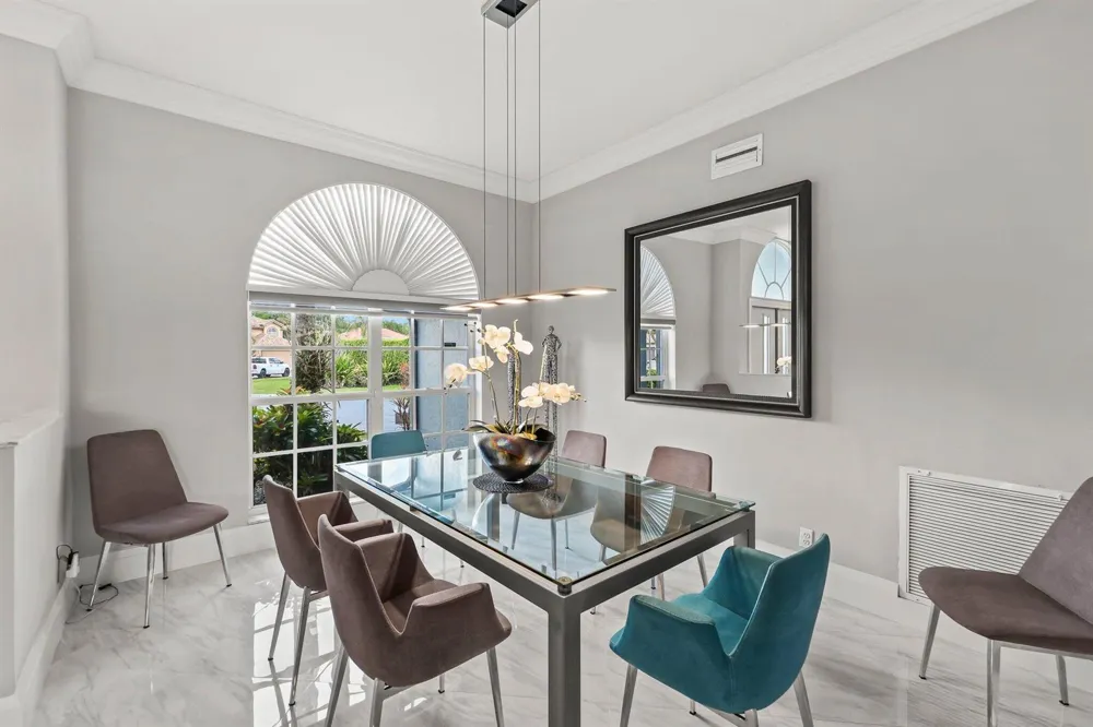 20317 Hacienda Court Boca Raton, FL 33498
