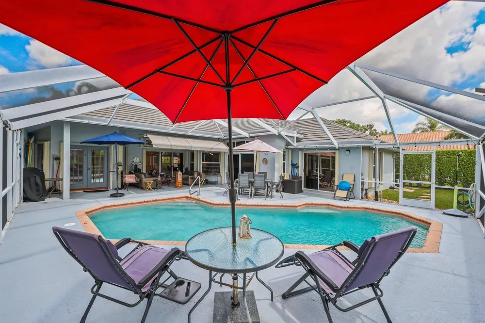 20317 Hacienda Court Boca Raton, FL 33498