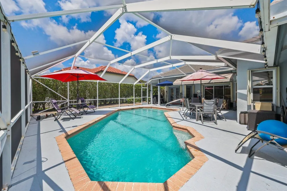 20317 Hacienda Court Boca Raton, FL 33498