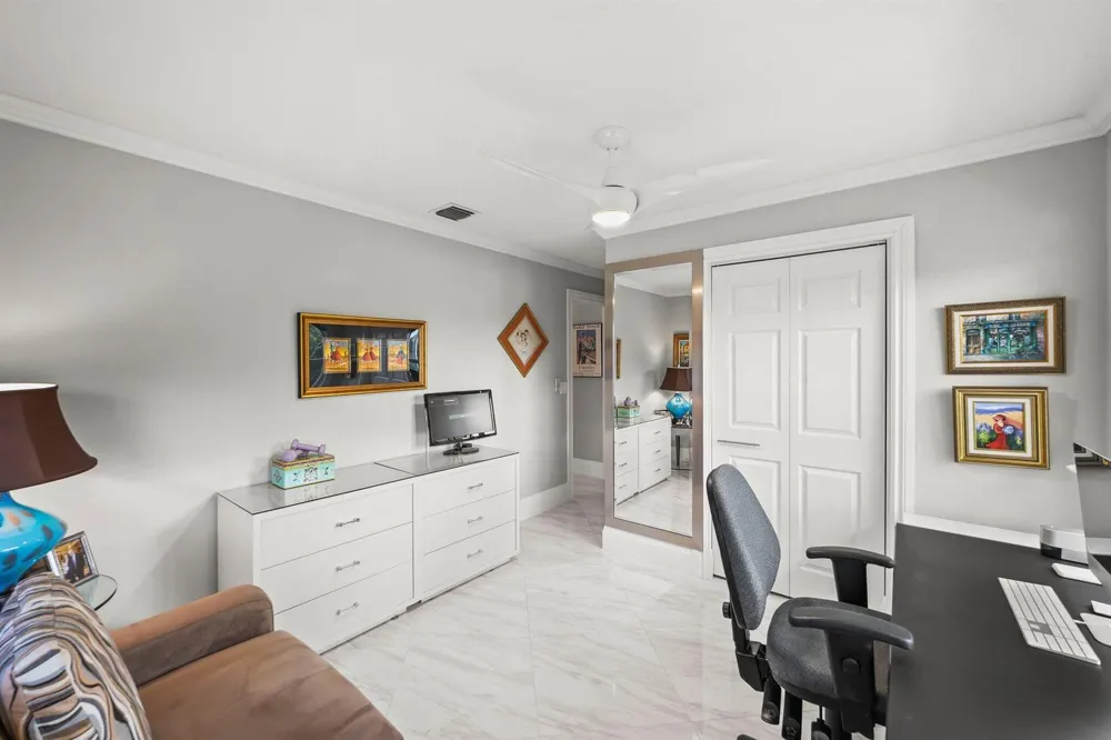 20317 Hacienda Court Boca Raton, FL 33498