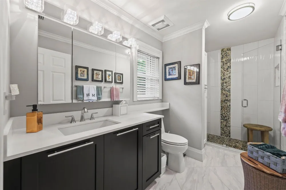 20317 Hacienda Court Boca Raton, FL 33498
