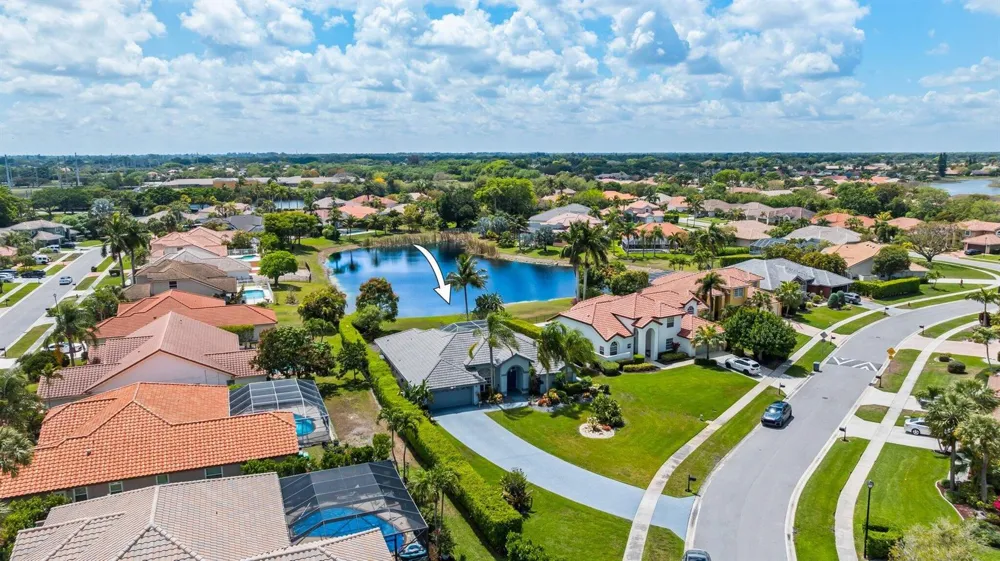 20317 Hacienda Court Boca Raton, FL 33498