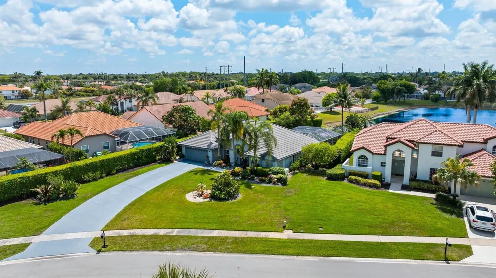20317 Hacienda Court Boca Raton, FL 33498