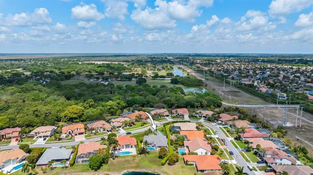 20317 Hacienda Court Boca Raton, FL 33498