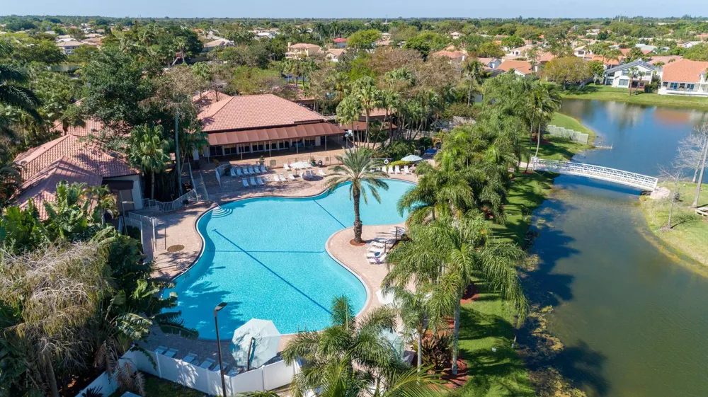 20317 Hacienda Court Boca Raton, FL 33498