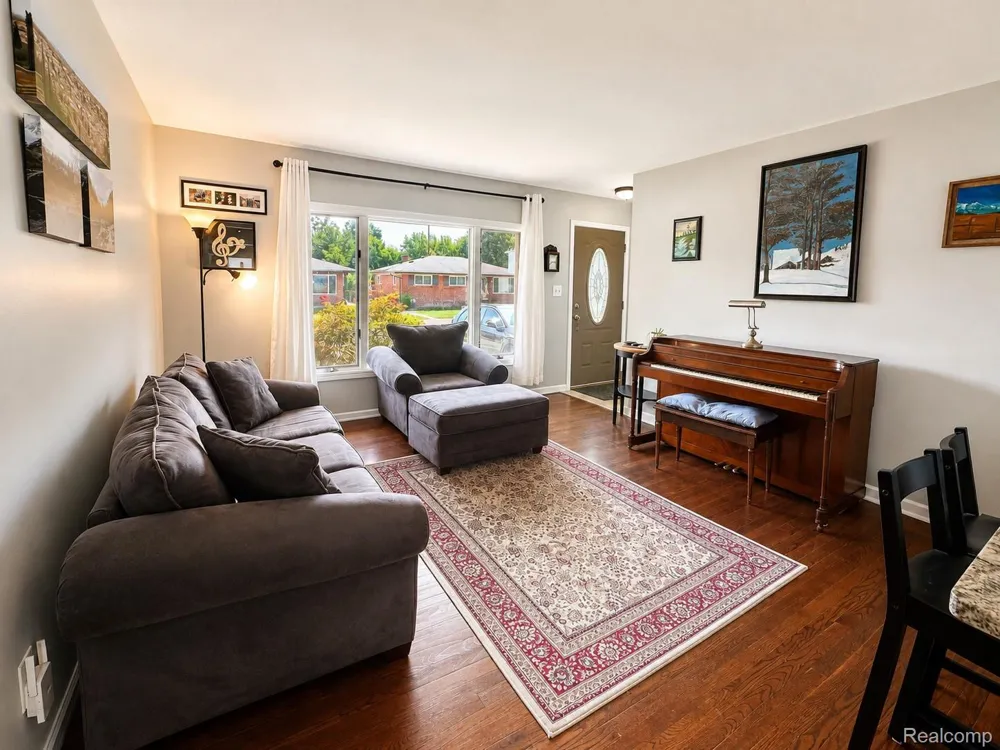 1507 E Windemere Avenue Royal Oak City, MI 48073