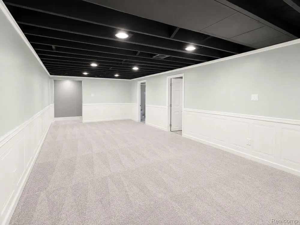 1507 E Windemere Avenue Royal Oak City, MI 48073