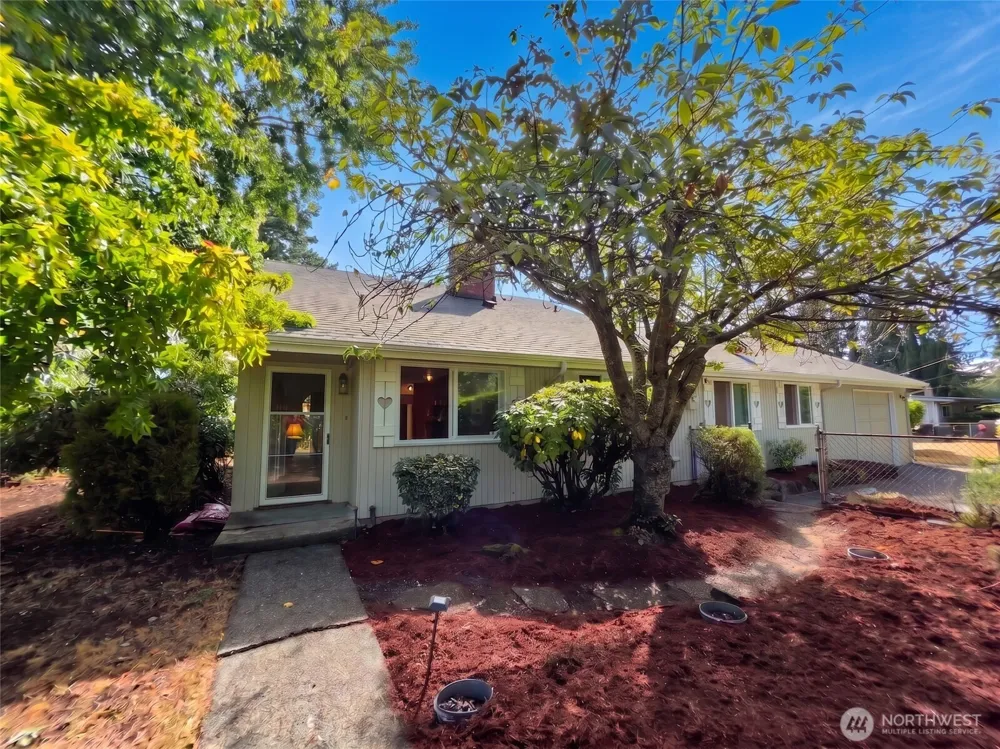 18806 4th S Burien, WA 98148