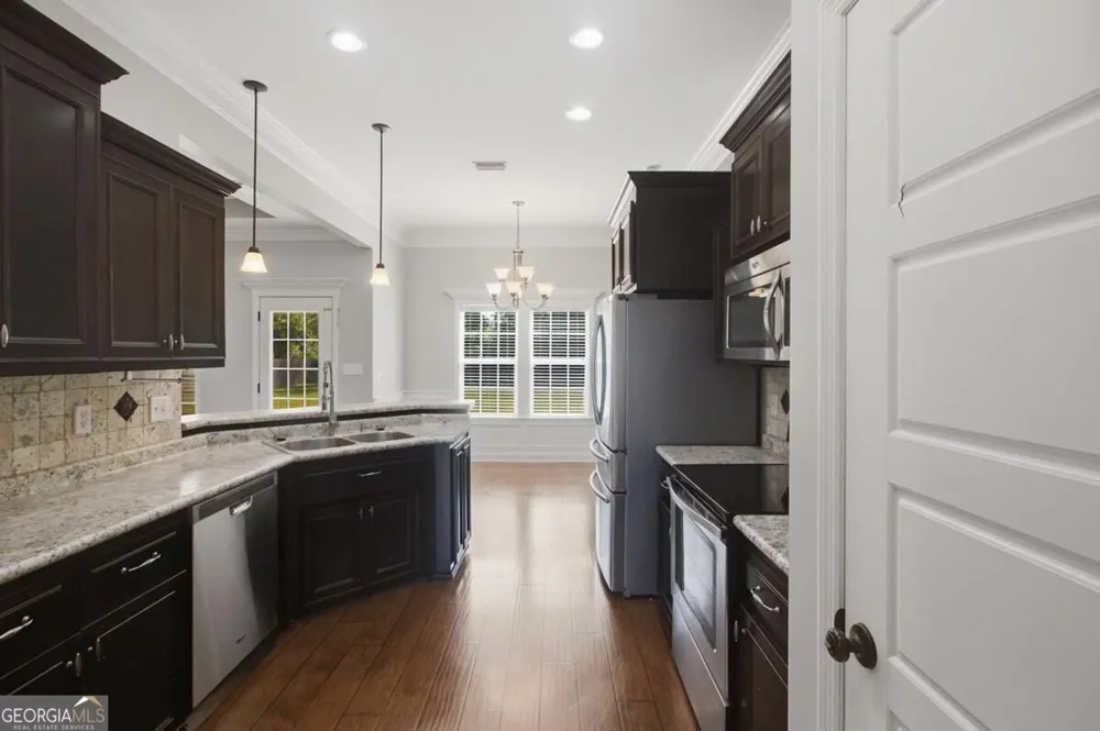 7 Colt DR Lakeland, GA 31635