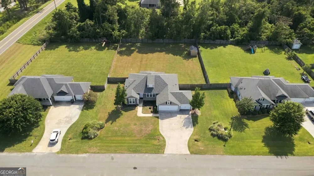 7 Colt DR Lakeland, GA 31635