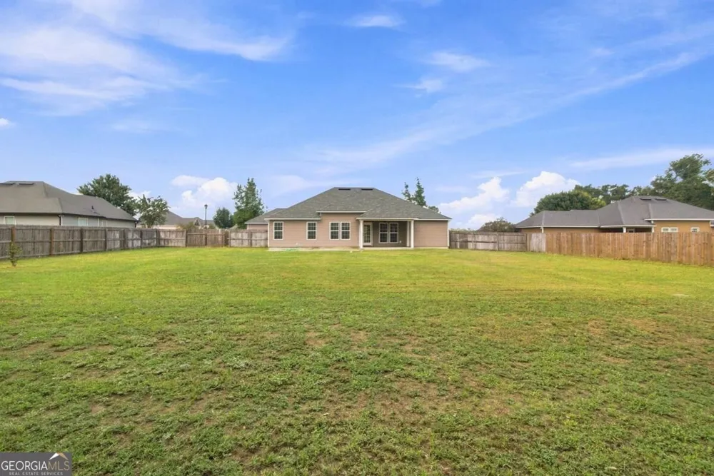 7 Colt DR Lakeland, GA 31635