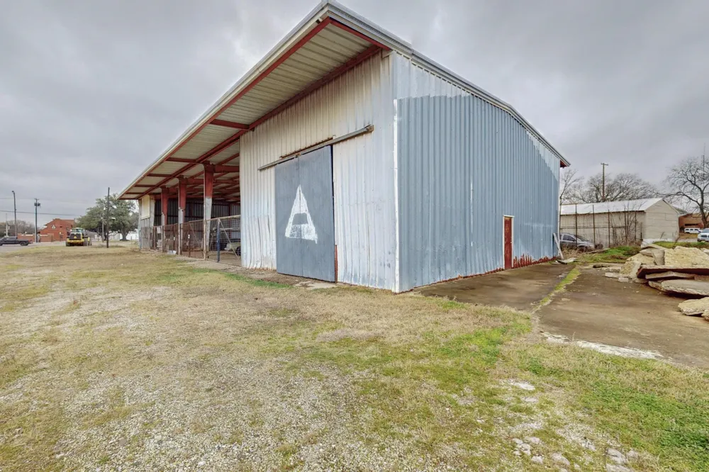 517 E Broadway Street Gainesville, TX 76240