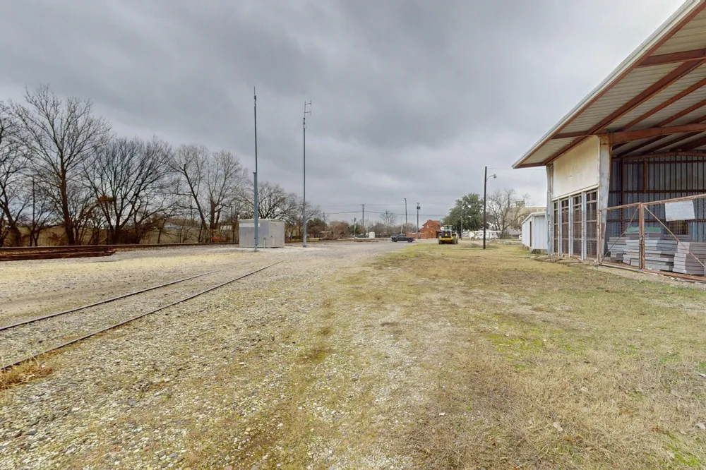 517 E Broadway Street Gainesville, TX 76240