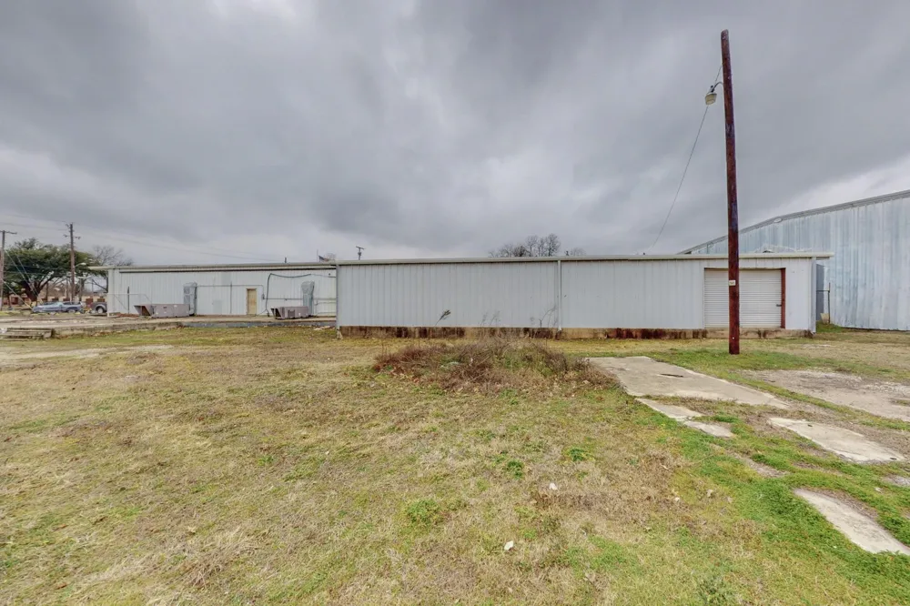 517 E Broadway Street Gainesville, TX 76240