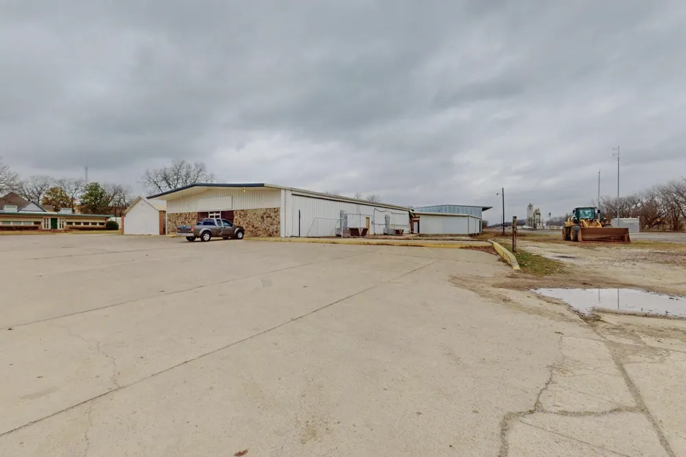 517 E Broadway Street Gainesville, TX 76240
