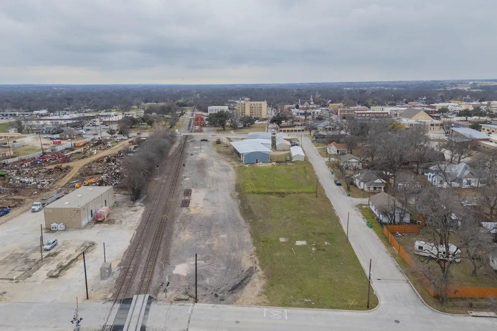 517 E Broadway Street Gainesville, TX 76240