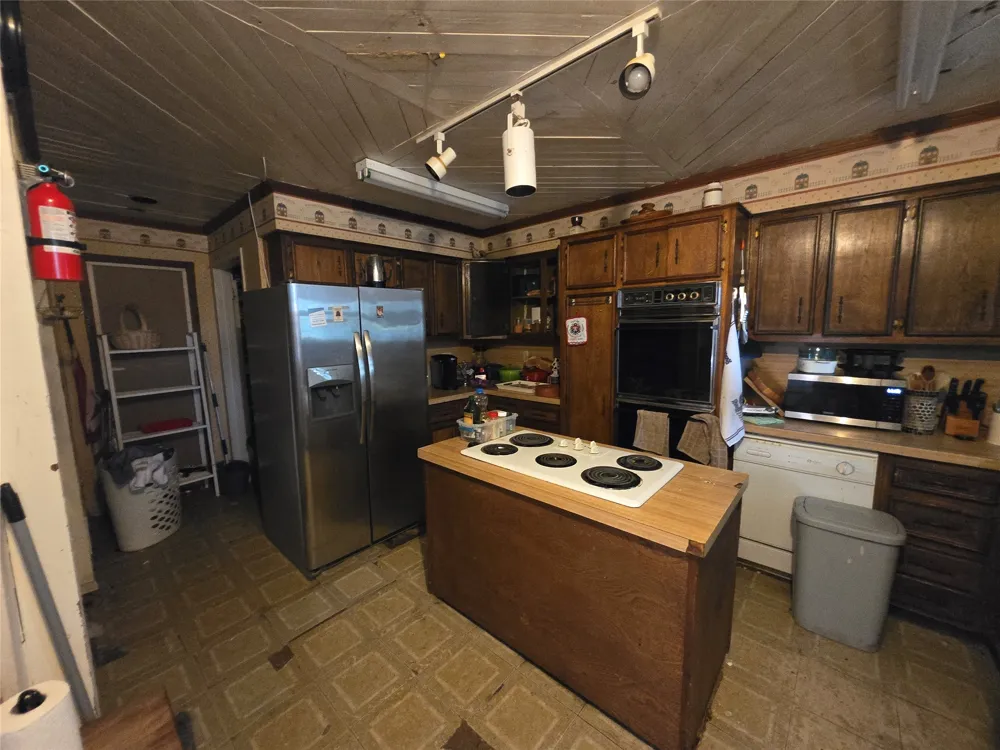 12207 Baron Drive Balch Springs, TX 75180