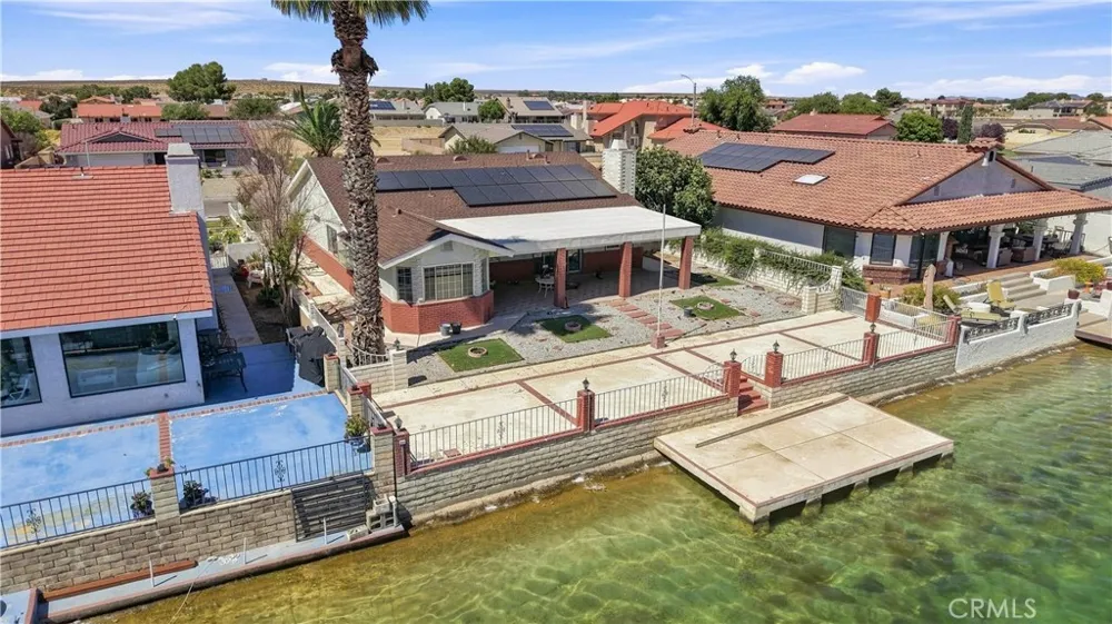 14515 Rivers Edge Helendale, CA 92342